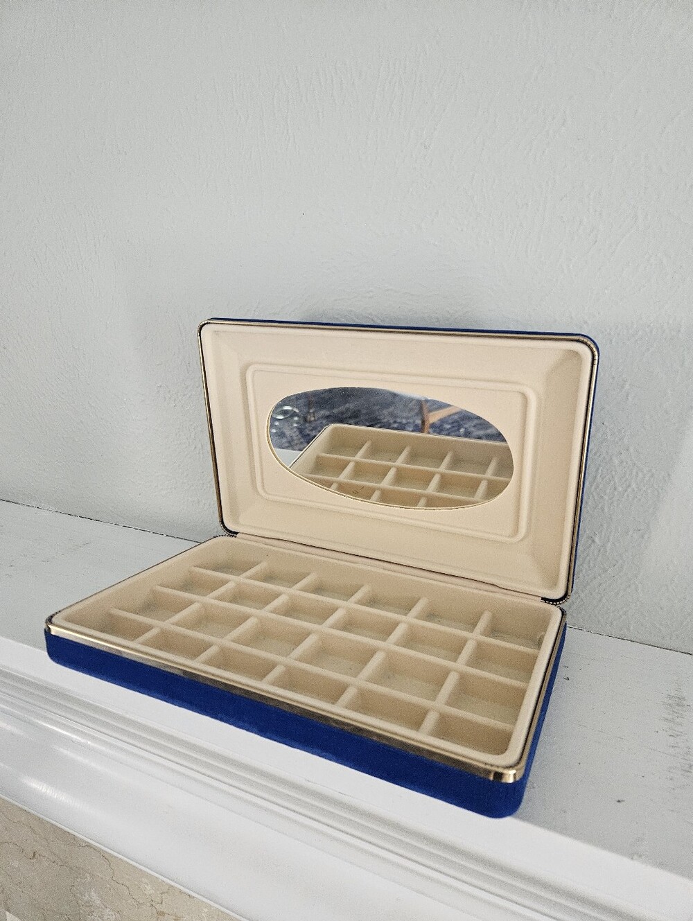 Vintage Mele Hard Shell Royal Blue Velvet Jewelry Presentation Travel Organizer